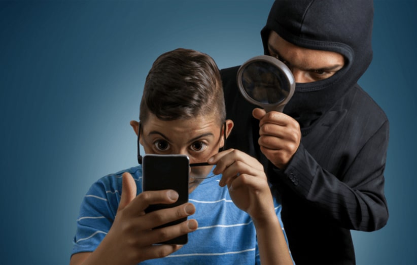برنامهای که بی اجازه اطلاعات شخصی شما را جمعآوری میکند