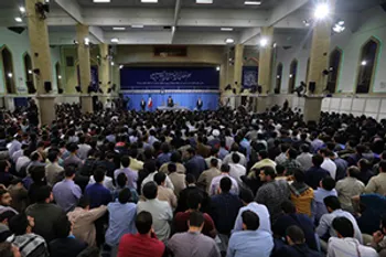 لشکر جوانان مؤمن و انقلابی وارد میدان مطالبه آرمانهای انقلاب شوند