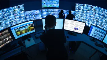 انسان در کنترل سایبر؛ به عصر استبداد دیجیتالی خوش آمدید