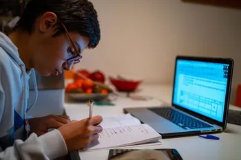 مصوبه مدرسه مجازی ابلاغ شد