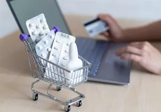 زیرساخت‌های لازم برای فروش اینترنتی دارو فراهم می‌شود