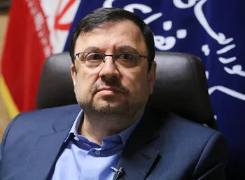 فیروزآبادی: همه مردم برای حل چالش فضای مجازی کمک کنند