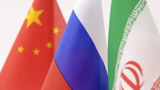 دستور بایدن برای منع فروش داده‌های آمریکا به روسیه، چین و ایران
