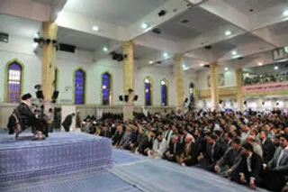 مظاهر خودنمایی و بد حجابی، آثار مخربی بر جامعه دارد