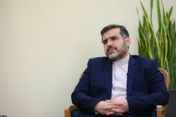 تأکید وزیر ارشاد بر اهمیت بازی‌های رایانه‌ای (+فیلم)