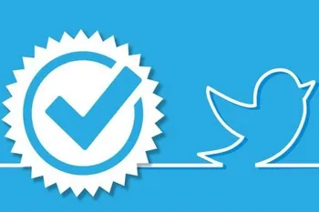 افتتاح تیک آبی ۸ دلاری توئیتر